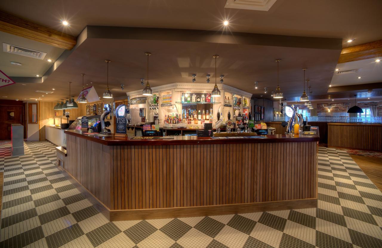 Chain Runner, Livingston By Marston'S Inns Экстерьер фото