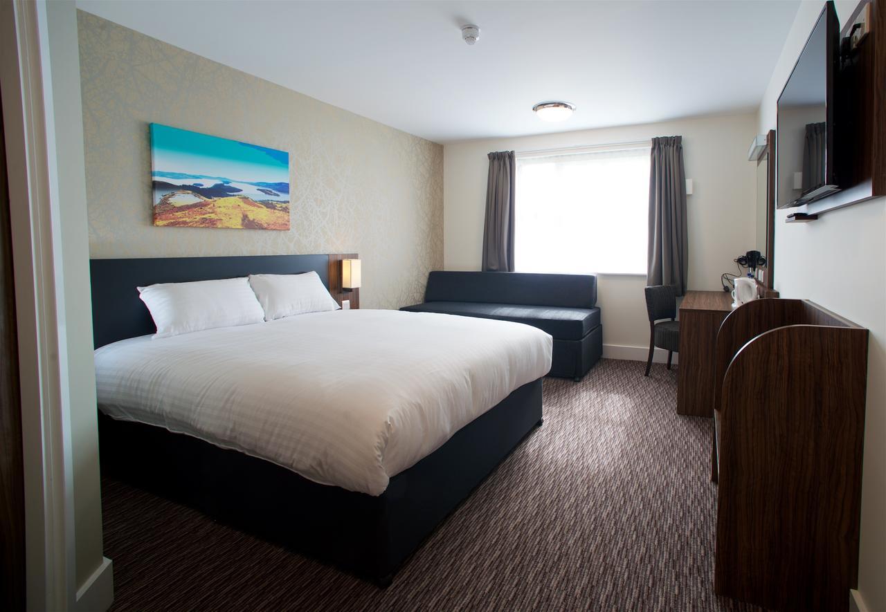 Chain Runner, Livingston By Marston'S Inns Экстерьер фото