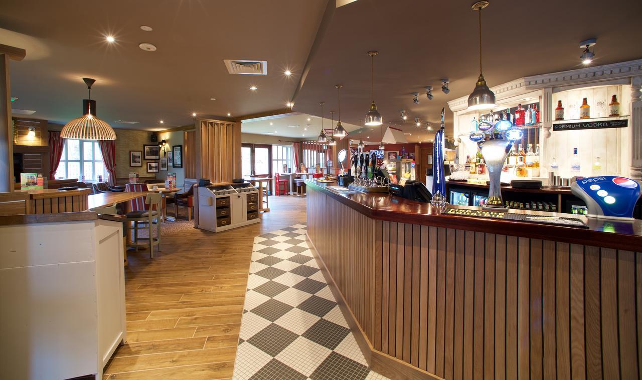 Chain Runner, Livingston By Marston'S Inns Экстерьер фото